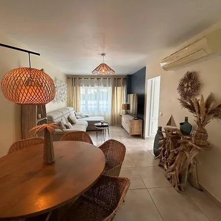 Desbo Holiday home *